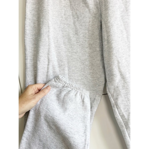 Stranger Things Gray Hawkins High Sweatpants Size Small Halloween Costume - Picture 3 of 6